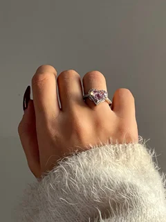 انگشتر نگینی قلب بزرگ صورتی