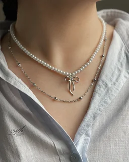 گردنبند دولاین مرواریدی پاپیون