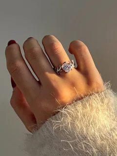 انگشتر الهه قلب سفید